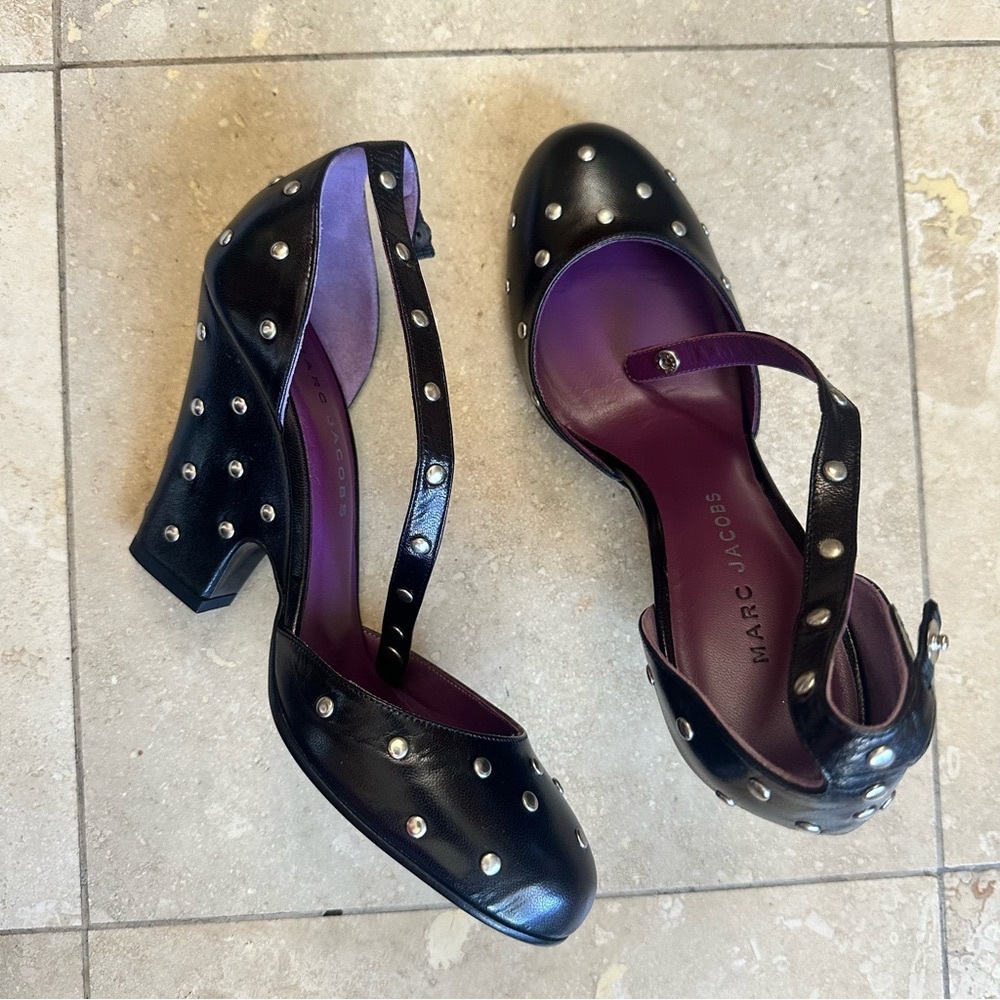 Marc Jacobs Black Studded Size 37 1/2 Women's Heels